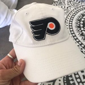 Women’s flyers hat